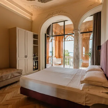 Monte Baldo E Acquarone ホテル 4*
