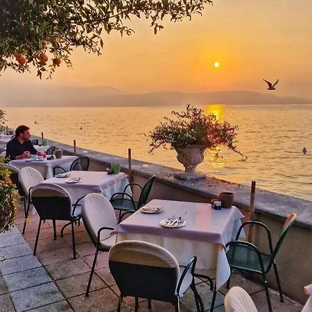 Отель Monte Baldo E Acquarone