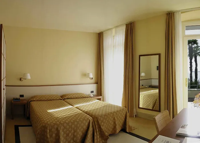 Hotel Monte Baldo E Acquarone Gardone Riviera