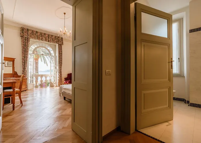 Monte Baldo E Acquarone Gardone Riviera